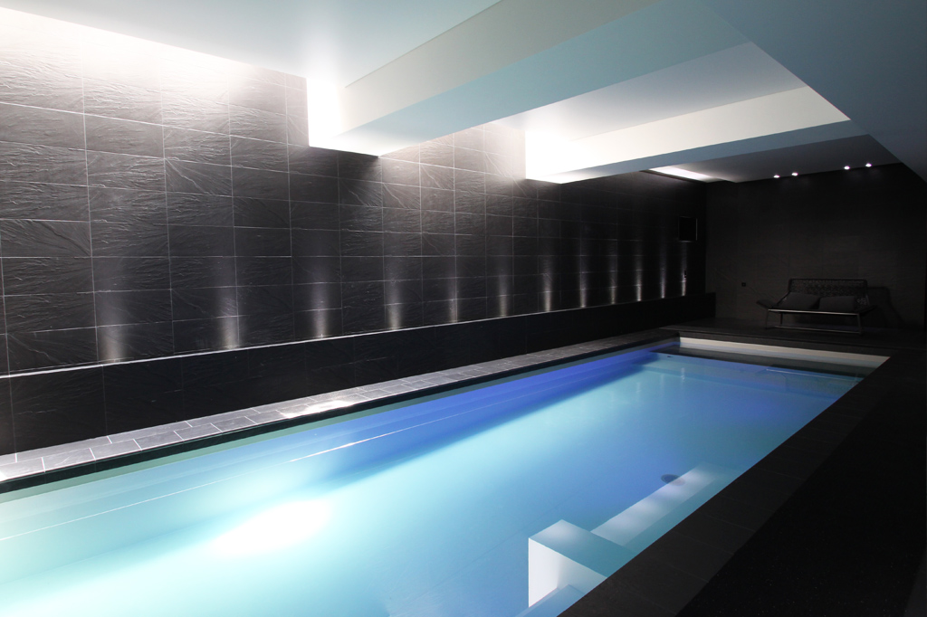 Constructeur spécialisé de piscines et spas sur mesure à Paris et en ...